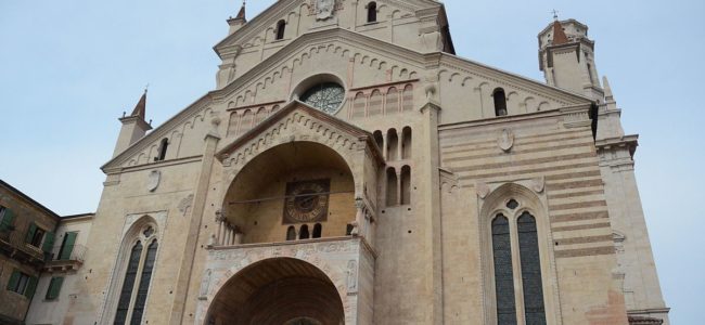 Facciata_Duomo_di_Verona Facciata_Duomo_di_Verona